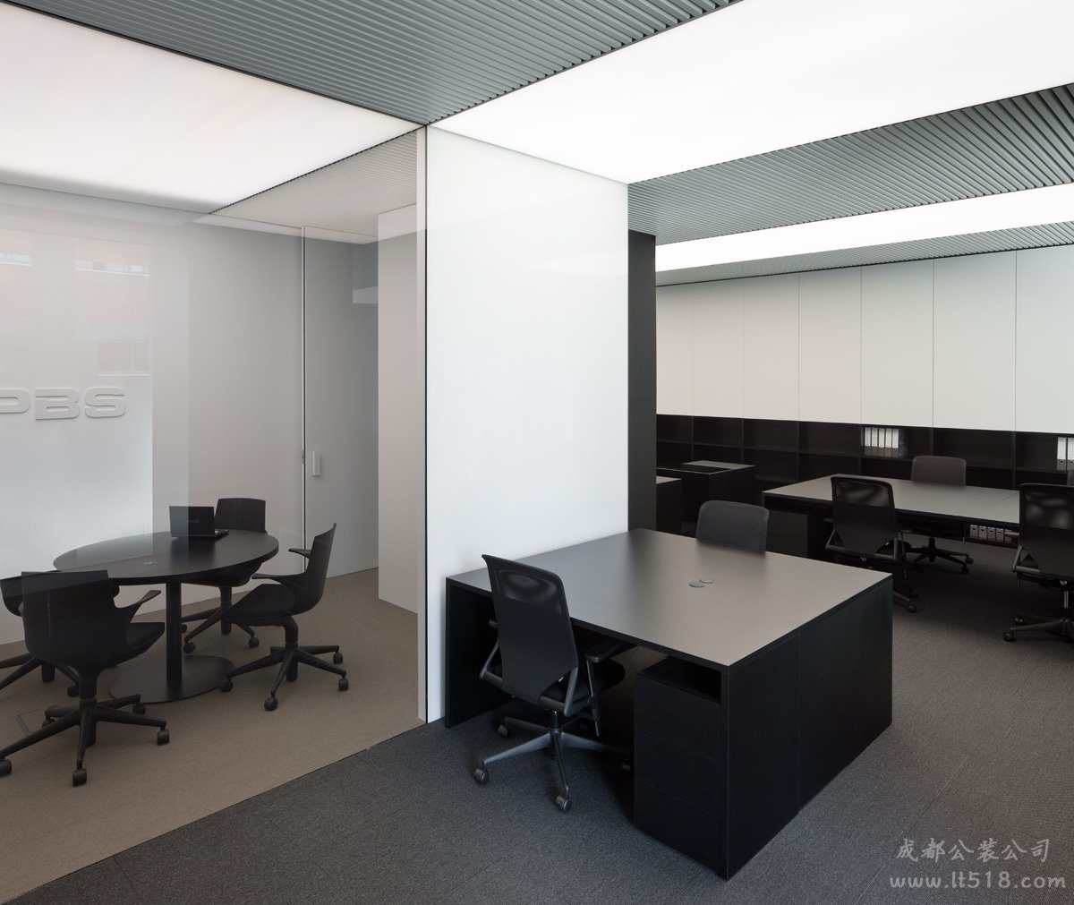 成都辦公室裝修哪家好？辦公室裝修應該注意什么？